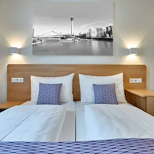 Mcdreams Duesseldorf-city Hotel Dusseldorf